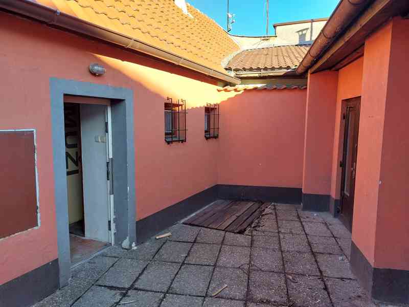 Pronájem RD atypický - foto 2