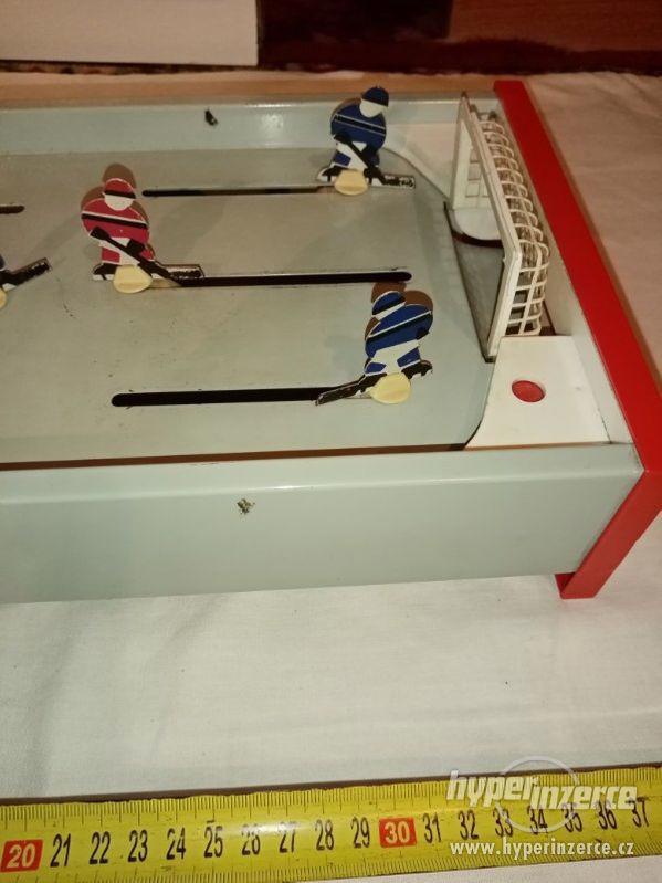 Starý lední hokej s číselníkem - není puk - pěkný - foto 3