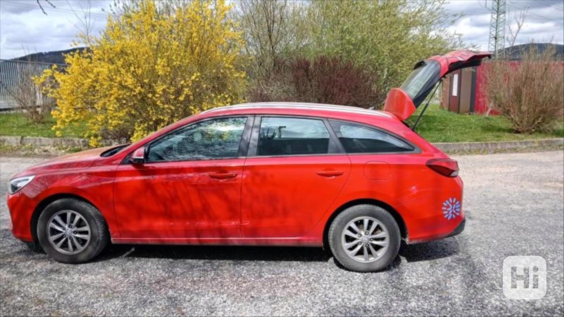 Hyundai i30 1,4   benzín /103kW, 1. majitel - foto 1
