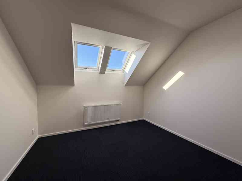 PRONÁJEM KANCELÁŘE O CP CCA 12,90 M2, BRNO – KRÁLOVO POLE - foto 2