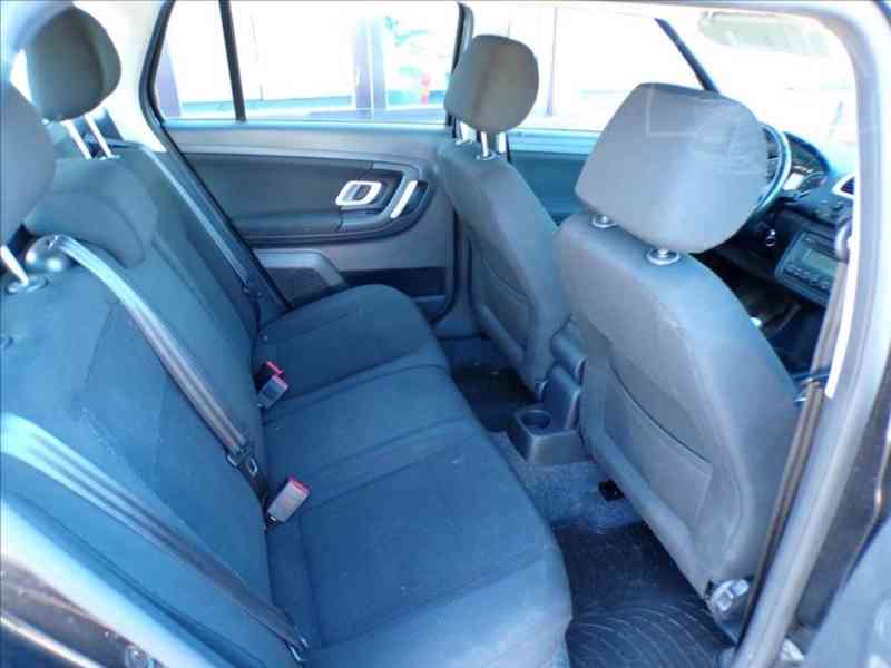 Škoda Fabia 1,4 16V DIGI.KLIMA - foto 10