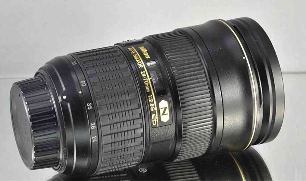 Nikon AF-S NIKKOR 24-70mm F/2.8 G ED **FX 1:2.8 - foto 9