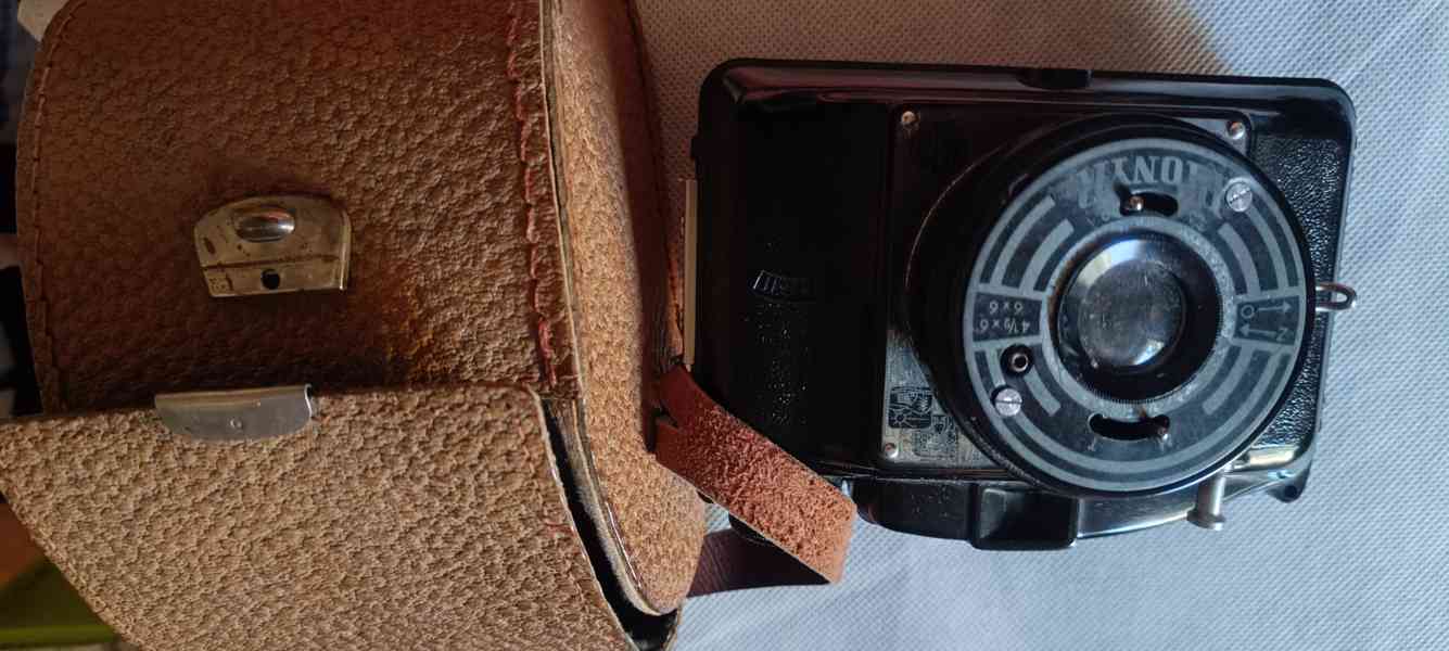 Prodám fotoaparáty retro perfektním stavu - foto 16