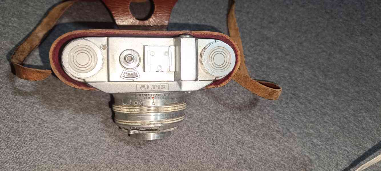Prodám fotoaparáty retro perfektním stavu - foto 3