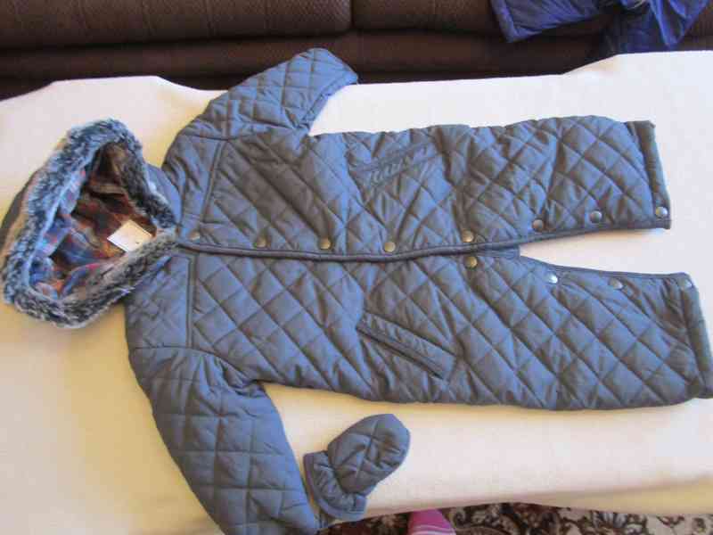 Nová zimní kombinéza s kapucí zn. Marks-Spencer, vel. 80-86 - foto 2