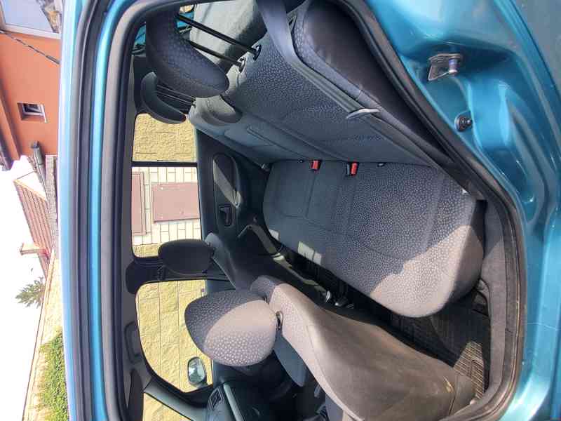 Renault Clio II, 1.5 DCI, 47 kW, 11/2007 - foto 9