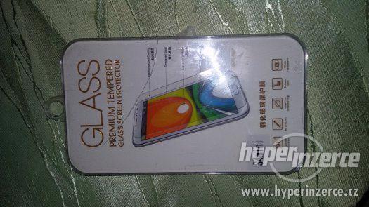 Ochranné sklo na Samsung Galaxy S4 mini - foto 1