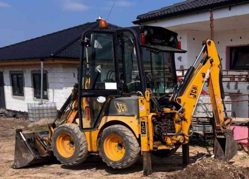 JCB 1CX SPZ 4lopaty vidle vývody 3t mini-traktorbagr - foto 6