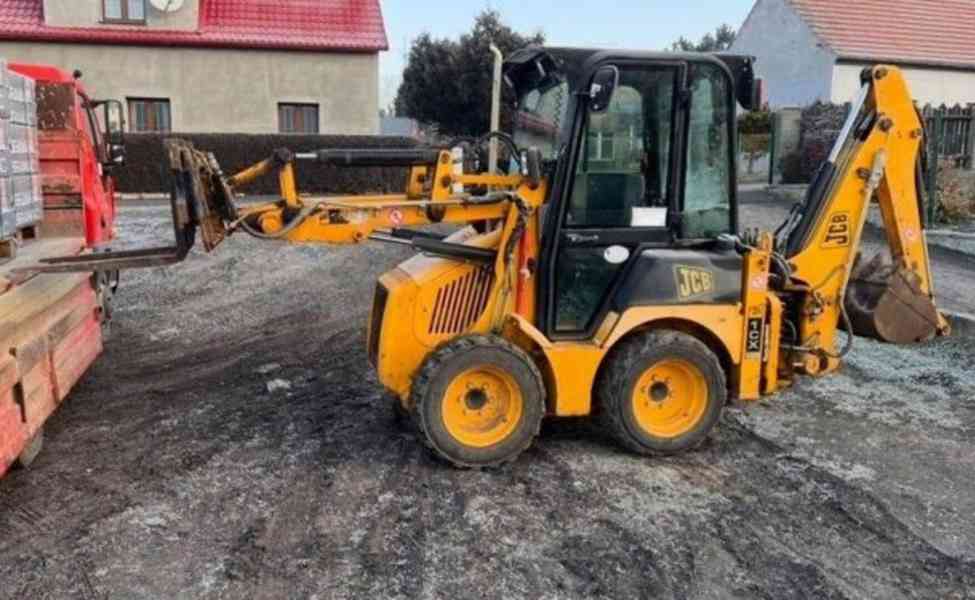 JCB 1CX SPZ 4lopaty vidle vývody 3t mini-traktorbagr - foto 2