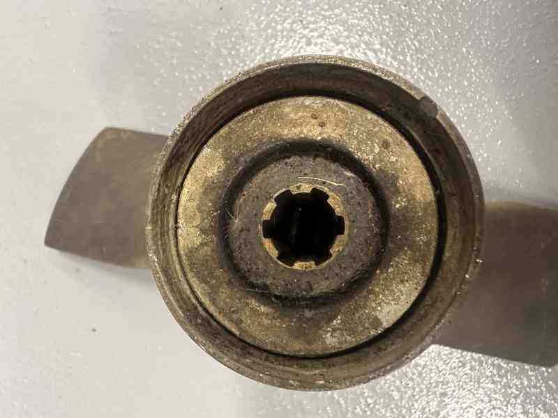 GORI lodní šroub 11,5" x 8" RHS/DV8 2011508021 - foto 5