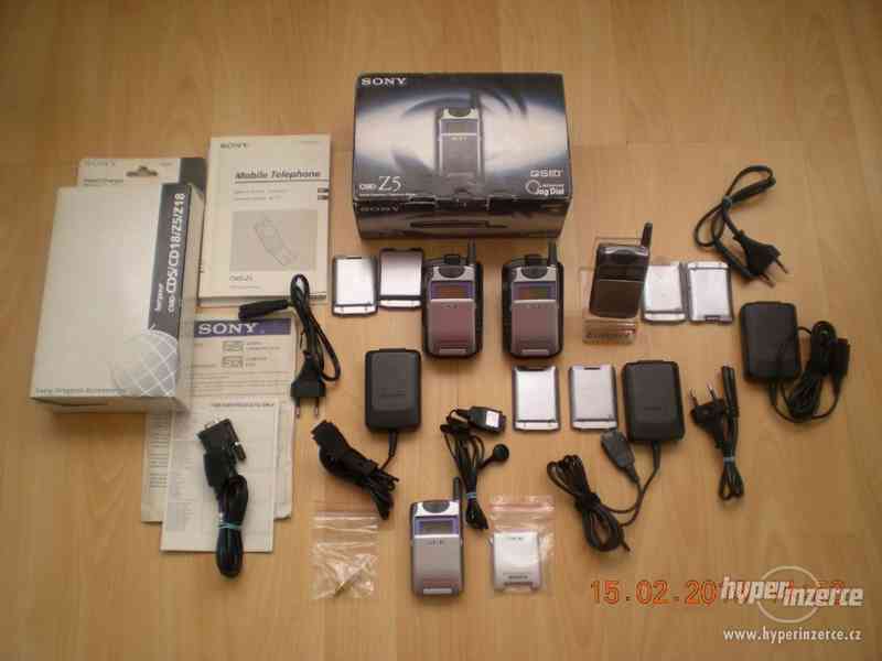 Sony CMD-Z5 - plně funkční telefony z r.2000 od 950,-Kč