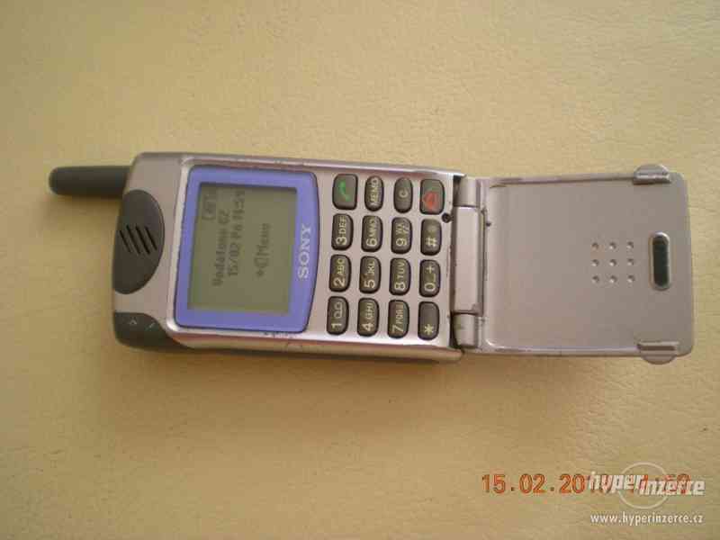 Sony CMD-Z5 - plně funkční telefony z r.2000 od 950,-Kč - foto 4