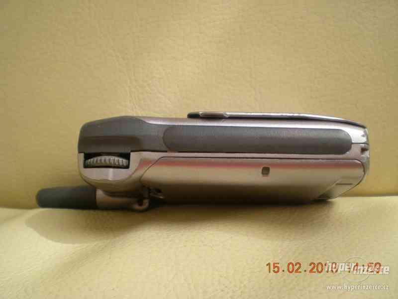 Sony CMD-Z5 - plně funkční telefony z r.2000 od 950,-Kč - foto 7