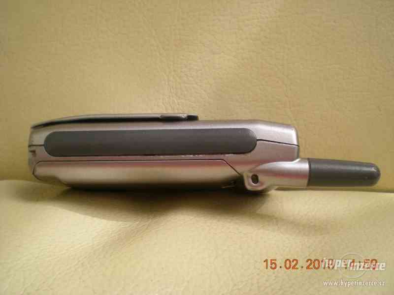 Sony CMD-Z5 - plně funkční telefony z r.2000 od 950,-Kč - foto 8