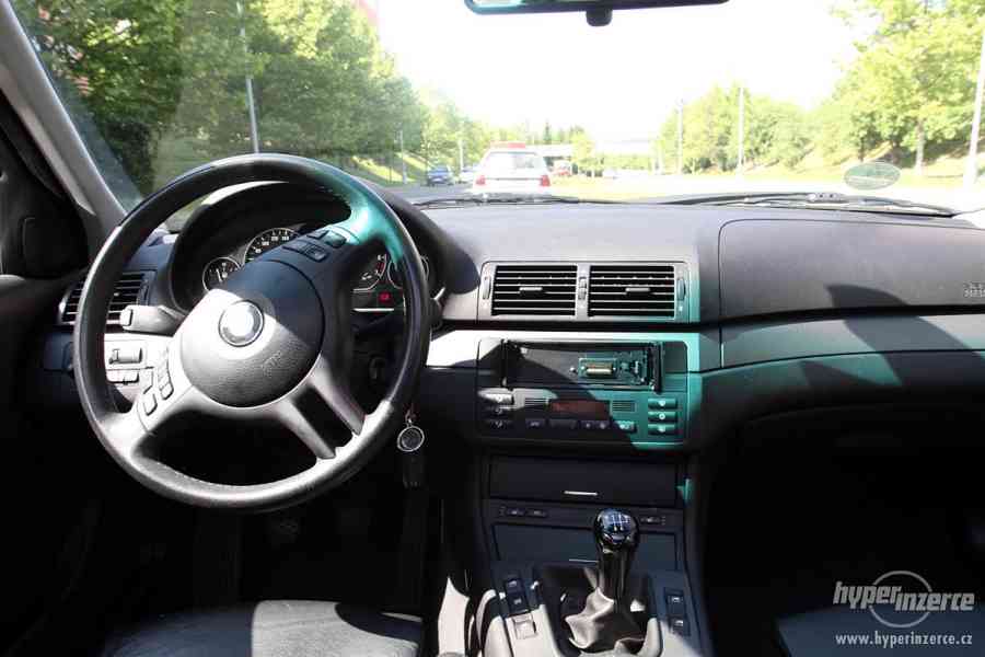 BMW E46 330i 170 kW sedan (2001): 17" alu, kůže, klima - foto 9