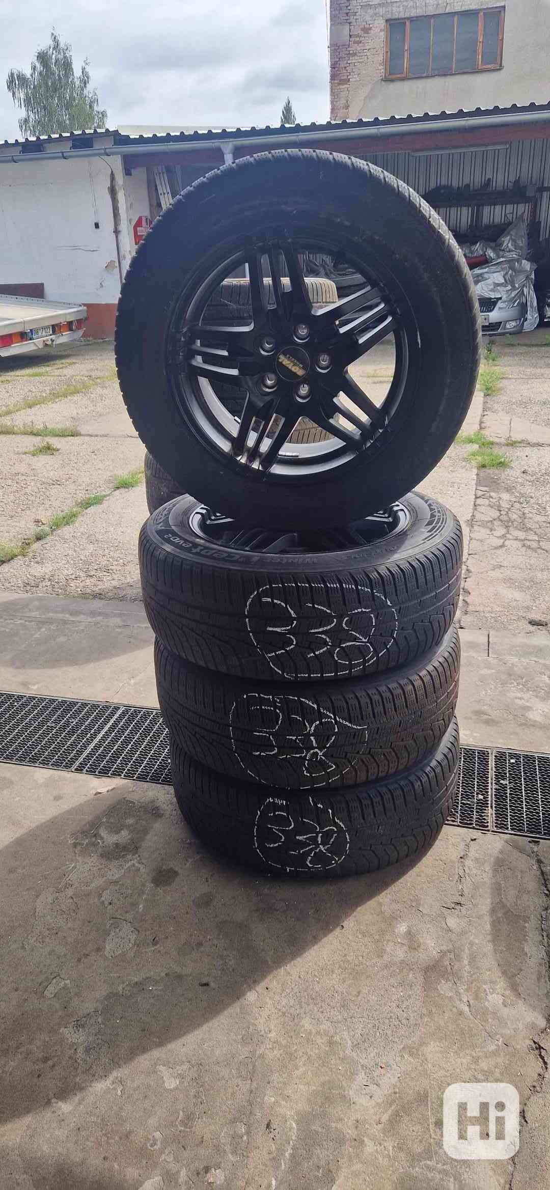 ALU kola na Galaxy,S-Max,Mondeo,215/55 R16,Hankook zimní  - foto 1