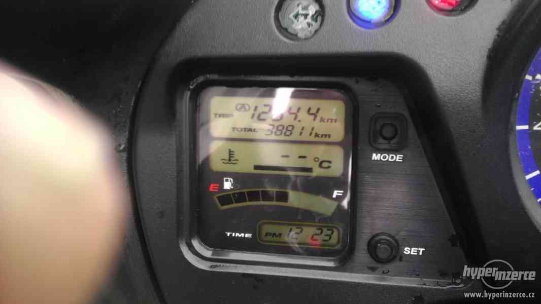 Honda CBR 1100XX Blackbird - foto 6