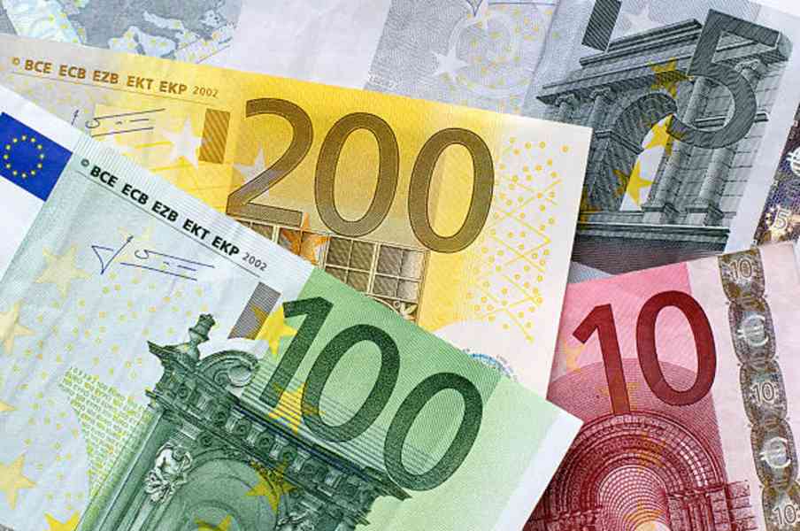 OKAMŽITÉ SOUKROMÉ PŮJČKY NA VÁNOCE PRO KAŽDÉHO 