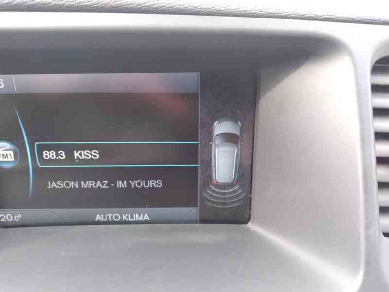 VOLVO V60 D3 2.0D MANUÁL,NAVI,AC, DPH - foto 23