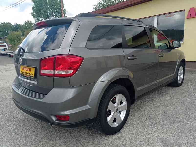 Fiat Freemont 2.0JTD 125kW/7míst/Výhřev/1Maj  - foto 3