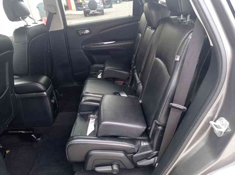 Fiat Freemont 2.0JTD 125kW/7míst/Výhřev/1Maj  - foto 15