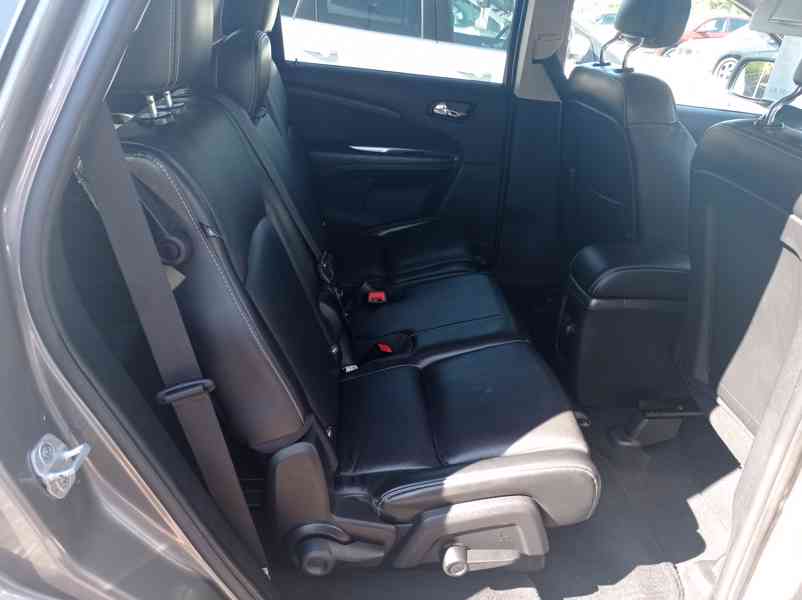 Fiat Freemont 2.0JTD 125kW/7míst/Výhřev/1Maj  - foto 23