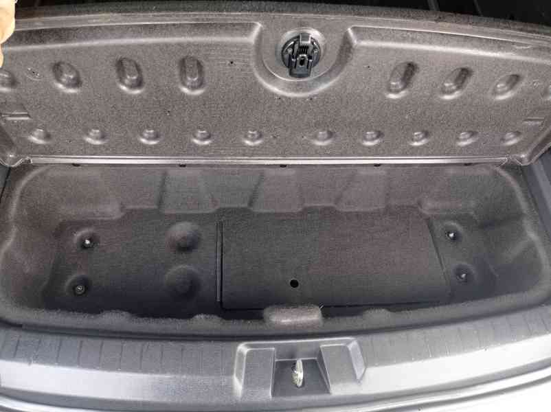 Fiat Freemont 2.0JTD 125kW/7míst/Výhřev/1Maj  - foto 21