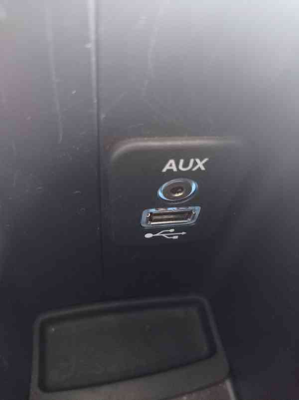 Fiat Freemont 2.0JTD 125kW/7míst/Výhřev/1Maj  - foto 38