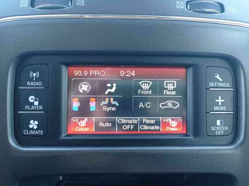 Fiat Freemont 2.0JTD 125kW/7míst/Výhřev/1Maj  - foto 32