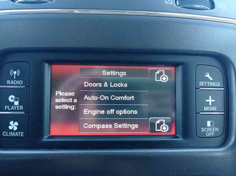 Fiat Freemont 2.0JTD 125kW/7míst/Výhřev/1Maj  - foto 34