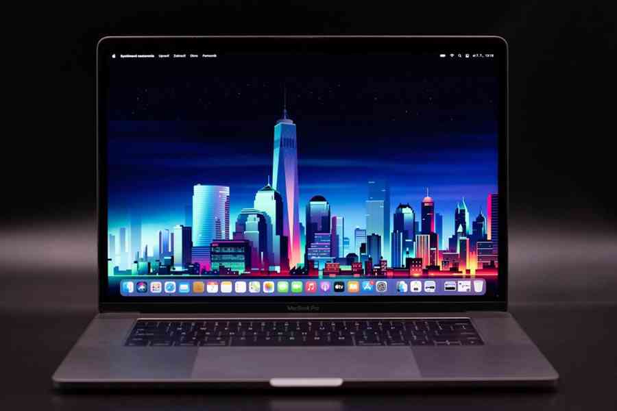 MacBook Pro 15" 2019 CTO Space Gray