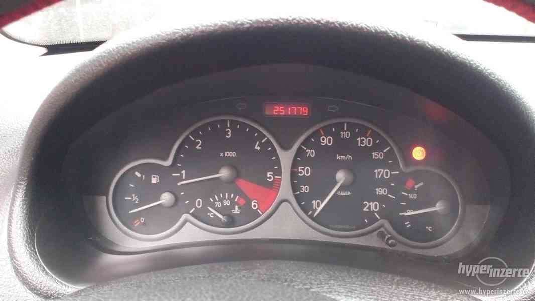 Prodám Peugeot 206 2.0 HDI - foto 5