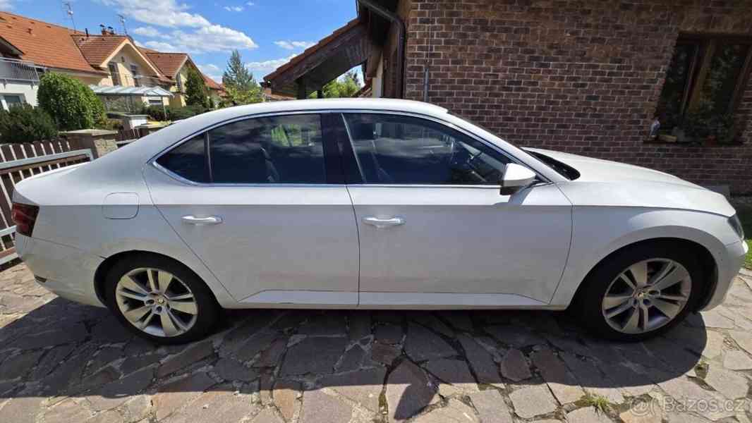 Škoda Superb 2,0   3 (III) TDI 110 kW - foto 3