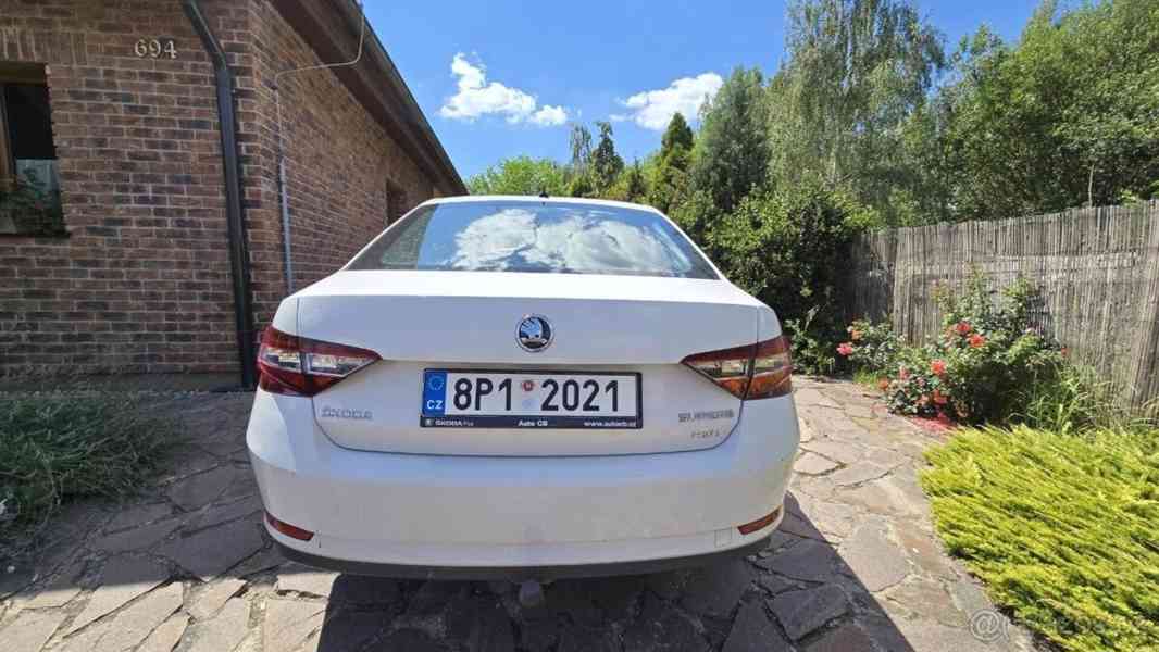 Škoda Superb 2,0   3 (III) TDI 110 kW - foto 2
