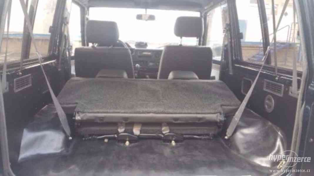 TOYOTA LANDCRUISER 70 - foto 4