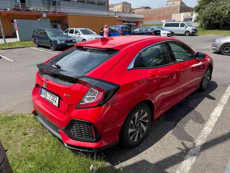 Honda Civic 1,0 10g 2/2020 - foto 6