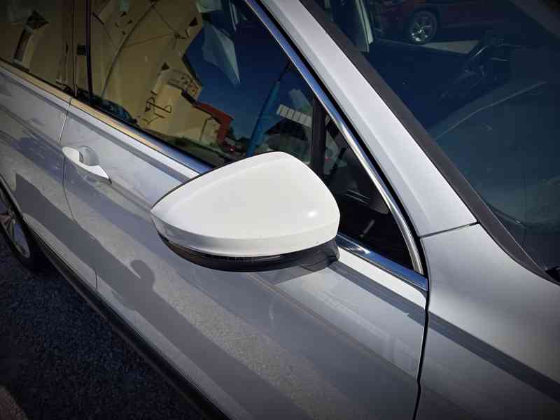 Volkswagen Tiguan 2,0TDI 4Motion 176KW - foto 5
