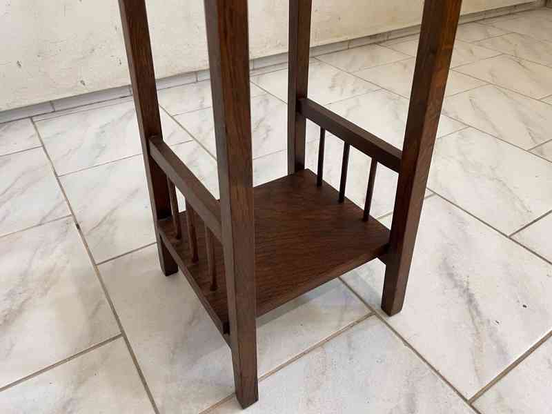 Starožitný Rustikální stolek - foto 2