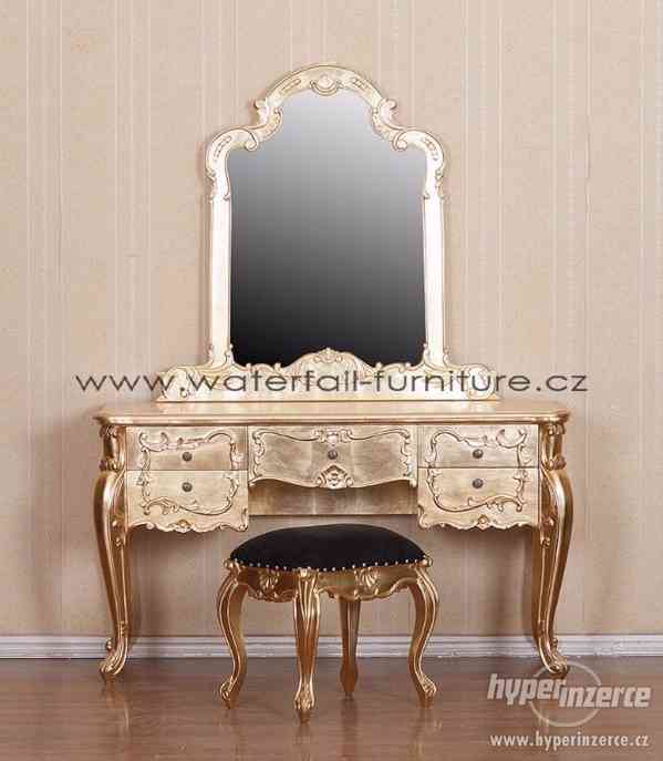 Zlatý toaletní stolek z mahagonu, toaletka Gold Leaf - foto 1