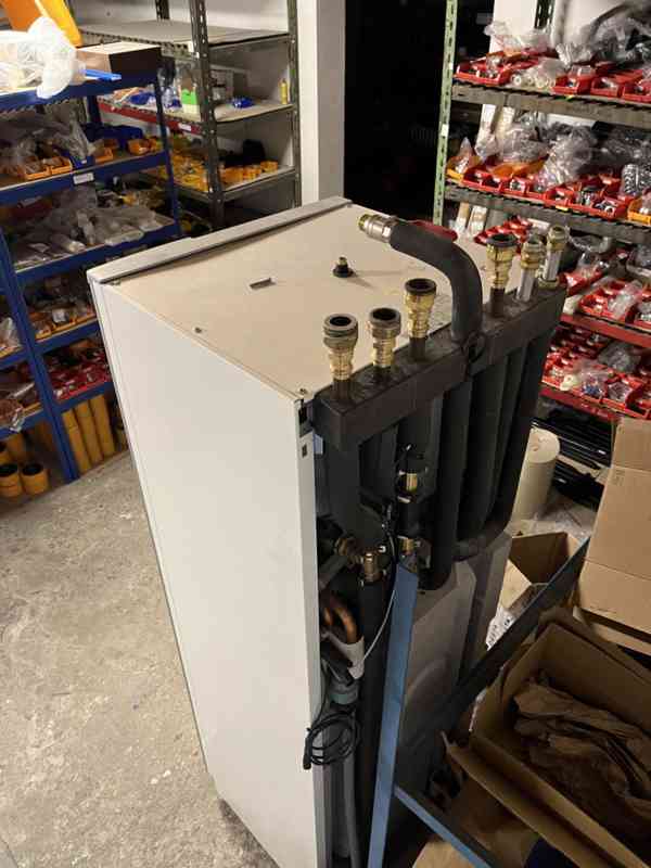 Tepelné čerpadlo - vnitřní jednotka NIBE VVM320 - foto 3