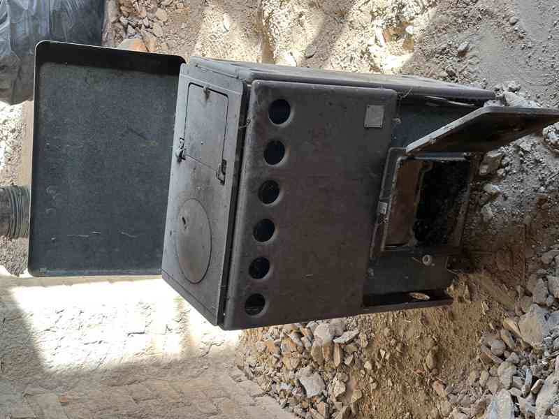 Kamna Kovoplast Rekreant - levý komínový vývod  - foto 5