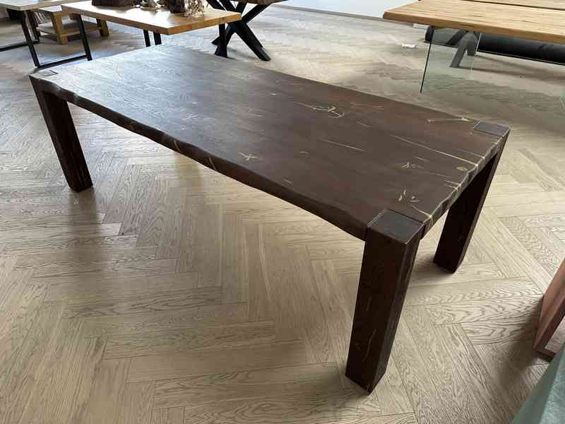 Masivní dubový stůl tmavý 2350x1000 mm  - foto 5