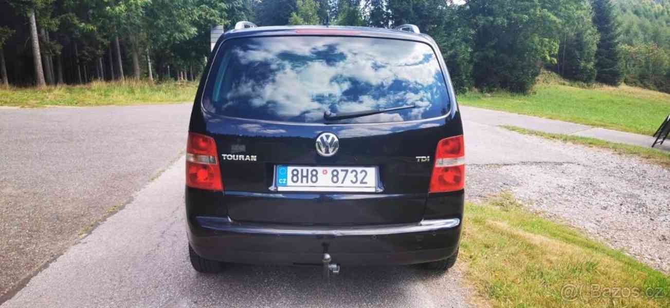 Volkswagen Touran 2,0 TDI DSG 2005 bez DPF - foto 15