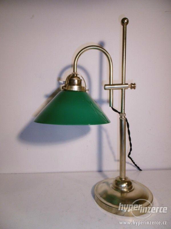 pěkná mosazná lampa, lampička bankéřka - foto 1
