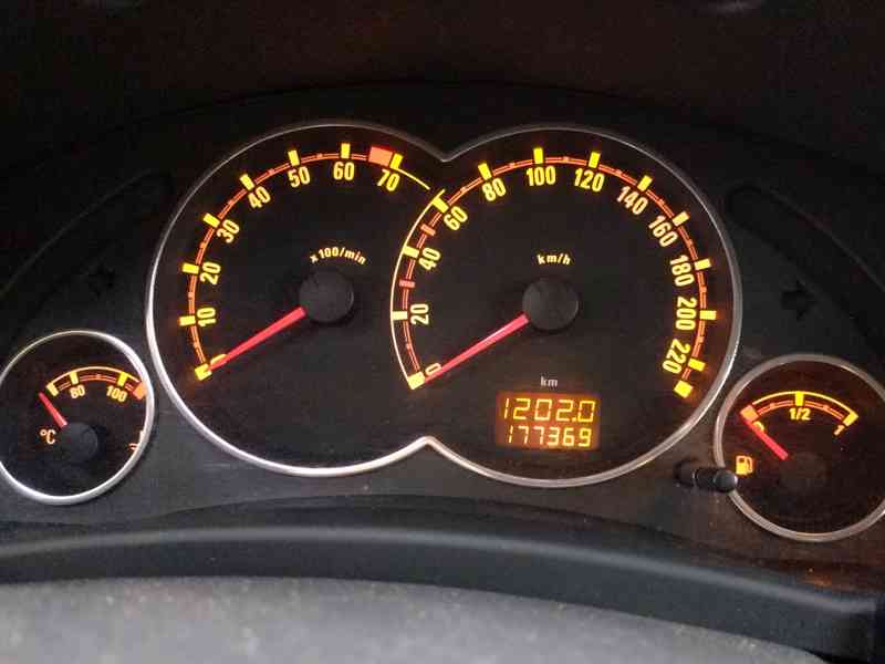 Opel Meriva 2008 1.4 66 kW (LPG odstaveno) - foto 6