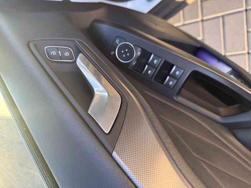 Ford focus 2019, top výbava  - foto 13