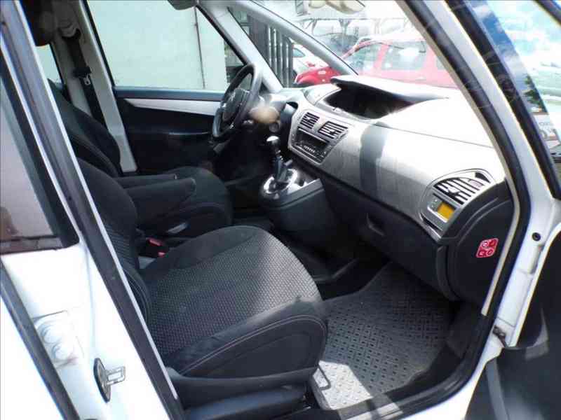 Citroën C4 Picasso 2,0 HDI TAŽ.ZAŘ.,7.MÍST - foto 12