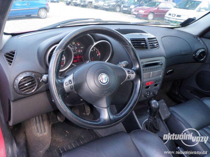 Alfa Romeo 147 1.6, benzín, rok 2000, el. okna, STK, centrál, klima - foto 6