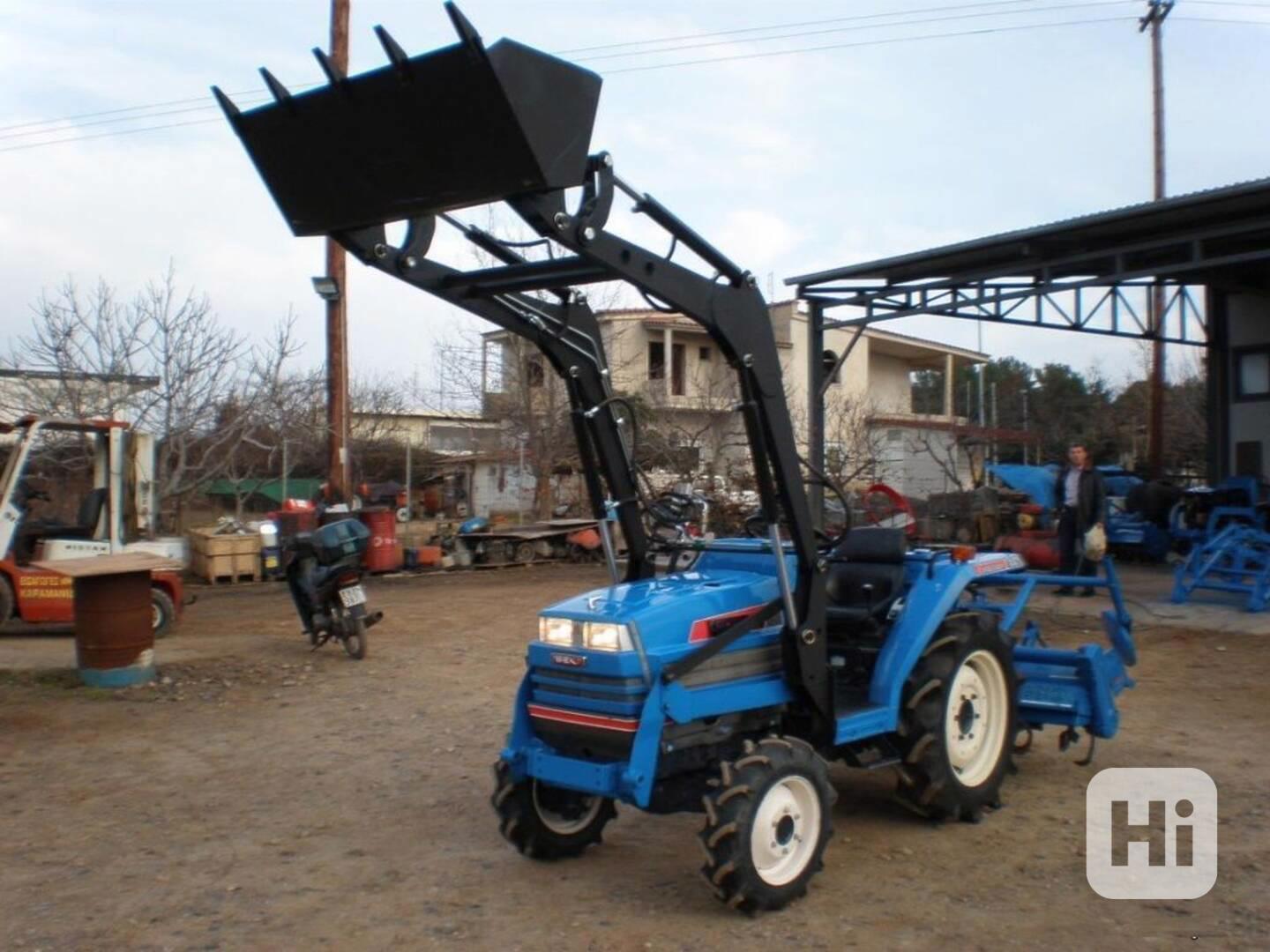 Iseki 227TPA Traktor - foto 1