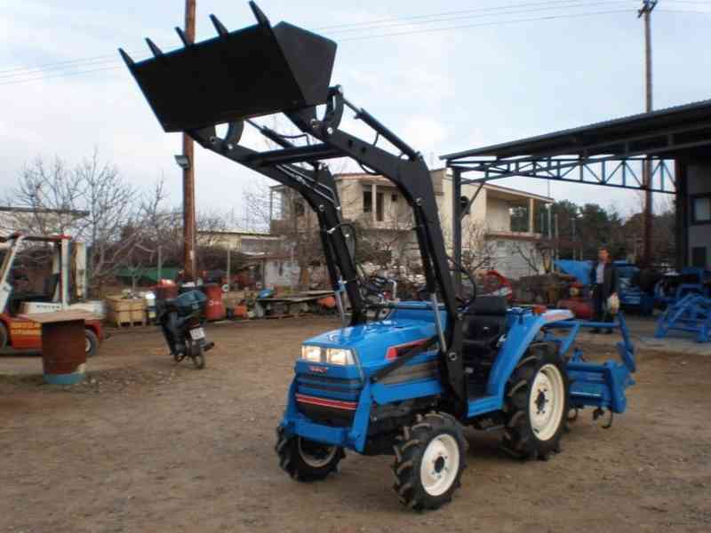 Iseki 227TPA Traktor - foto 1